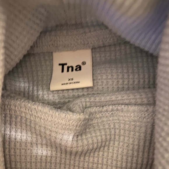 TNA waffle knit turtle neck lounge long sleeve - Picture 2 of 2